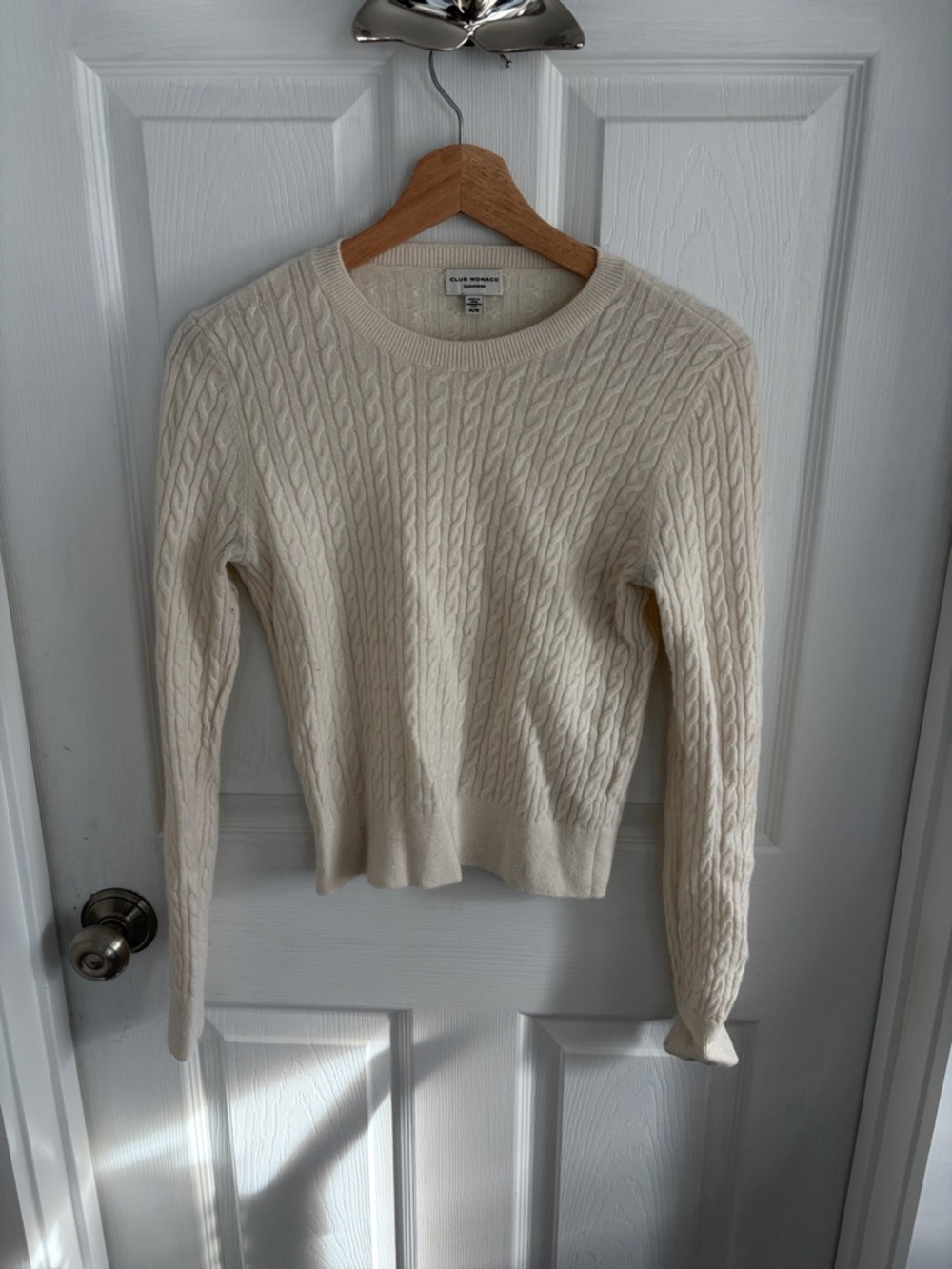 Club Monaco cream cashmere scoop neck sweater